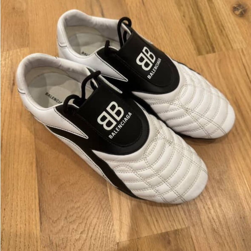 Balenciaga White and Black Zen trainers